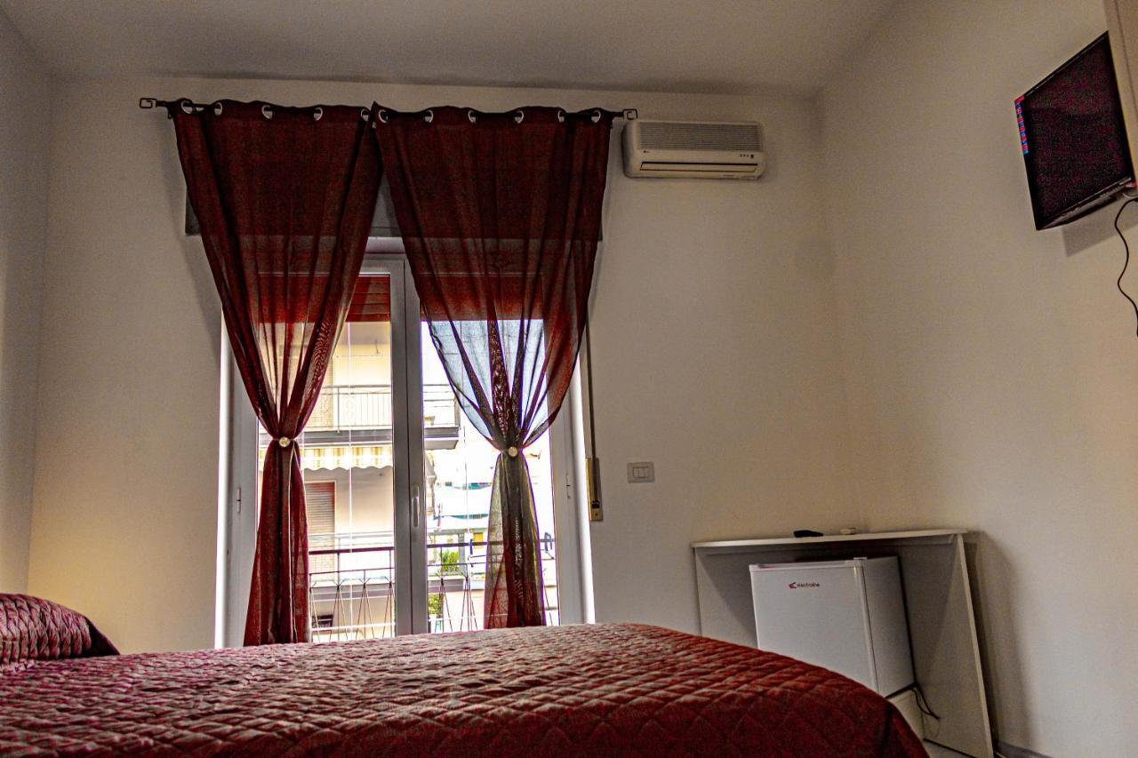 Bed End Breakfast Mediterraneo Scalea Luaran gambar